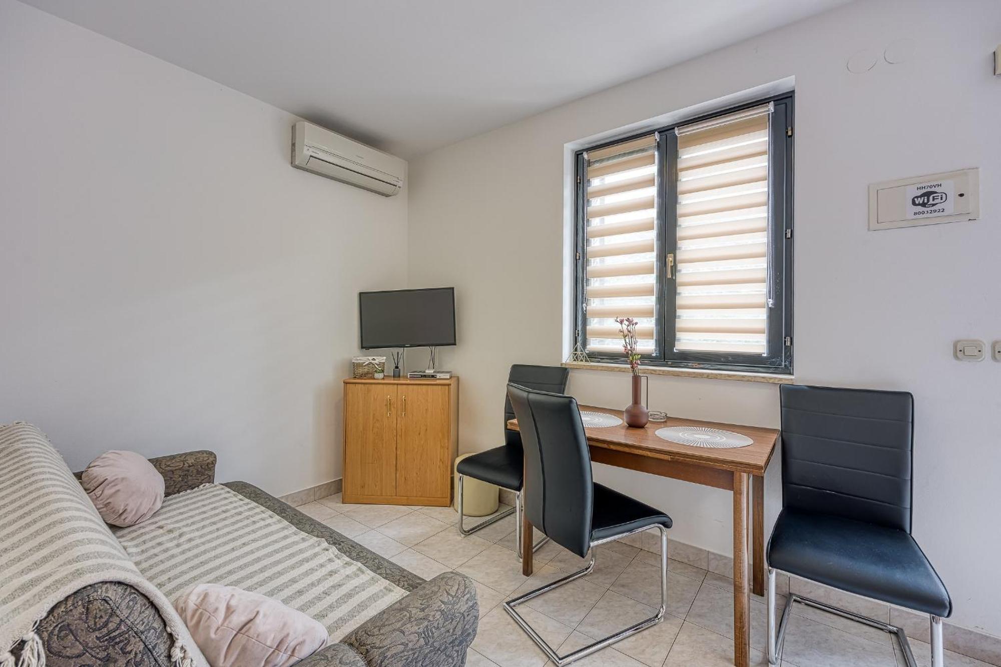 Punta B Ξενοδοχείο Πόρετς Δωμάτιο φωτογραφία